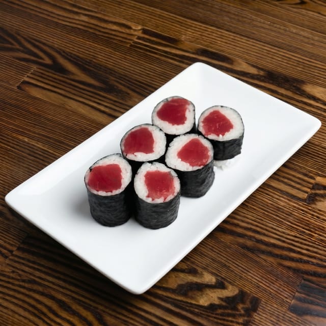 Tuna Roll.