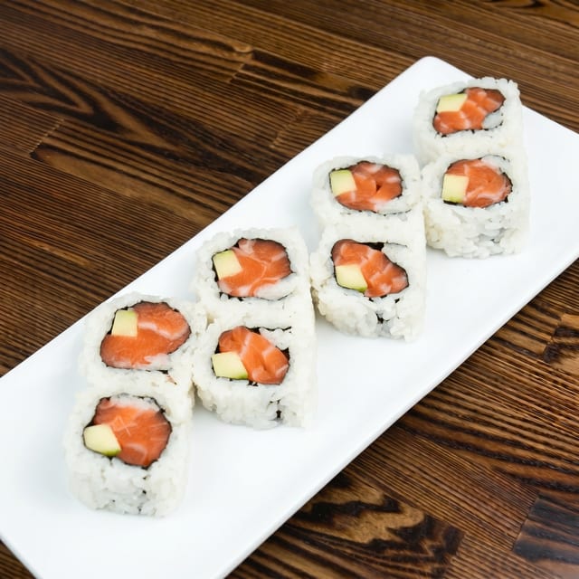 Salmon Roll.