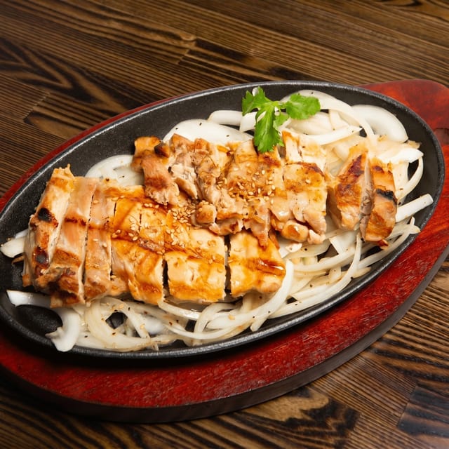 Chicken Teriyaki on a Hot Sizzling Plate.